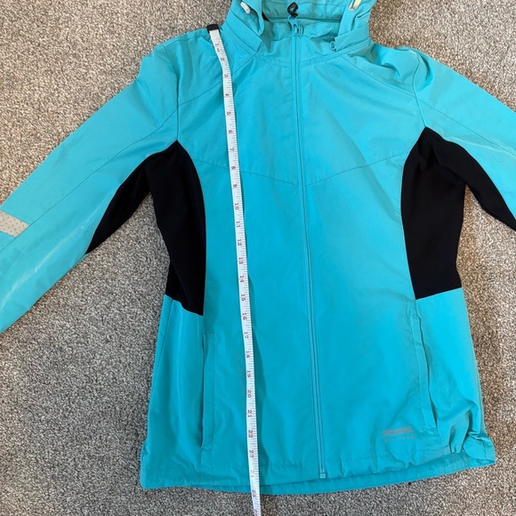 Running Room Jacket - Size Small - Picture 11 of 14